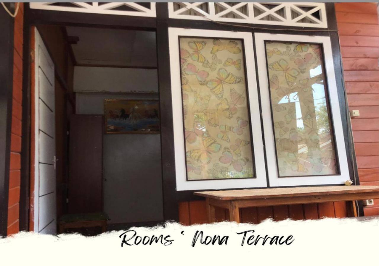 Heiner Homestay Bunaken Buitenkant foto