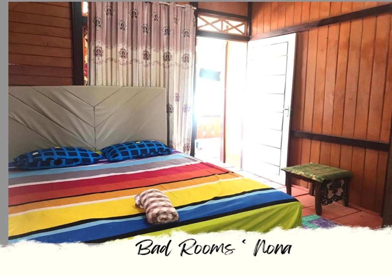 Heiner Homestay Bunaken Buitenkant foto